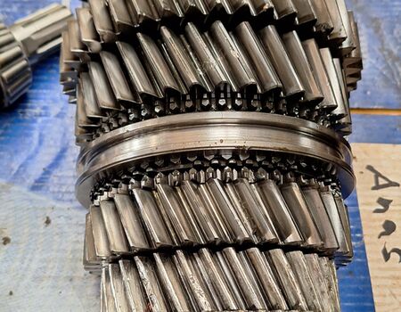 Náhradní díly | ANAS servis s.r.o. – servis Tatra a dalších značek